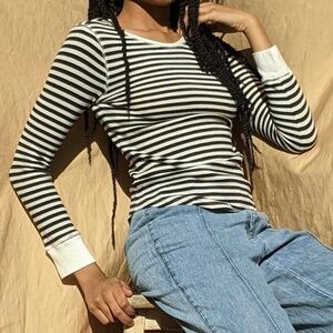 Old Navy black and white striped long sleeve shirt